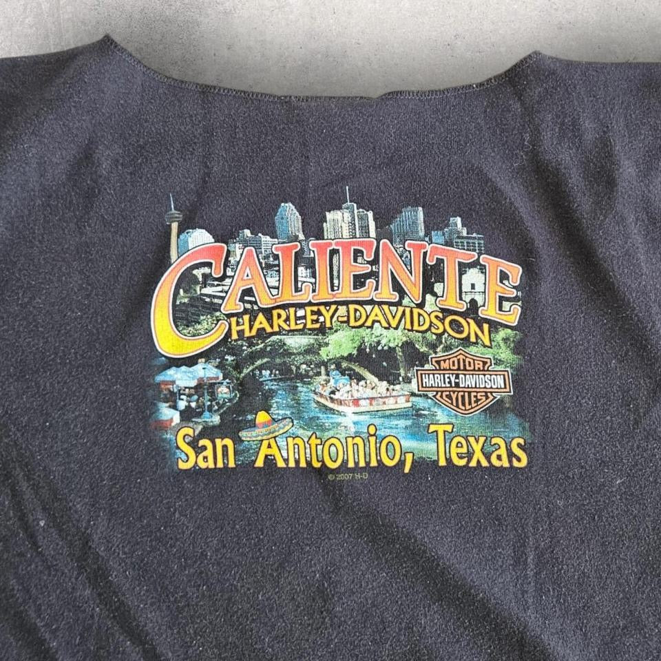 Y2K woman's Harley Davidson Black Tee - Medium חולצת טי בסגנון Y2K של הארלי דיווידסון לנשים במידה M