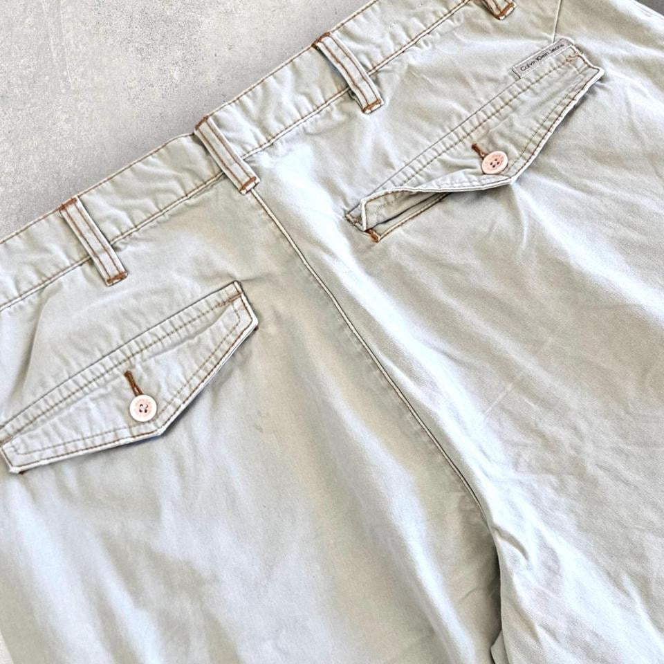 Calvin Klein Cargo Shorts - W36