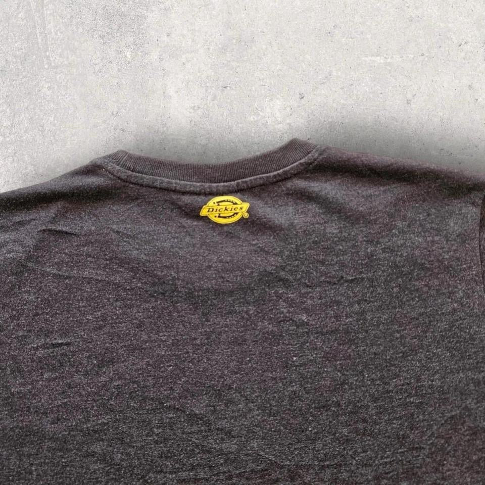Dickies Grey Logo Tee - Small, חולצת דיקיס אפורה עם לוגו לגבר מידה S/XS
