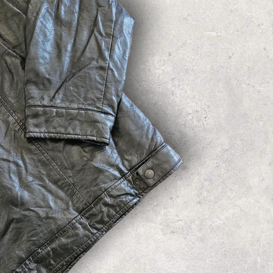 מעיל עור שחור Levi’s עם בטנת שירלינג במידה XL