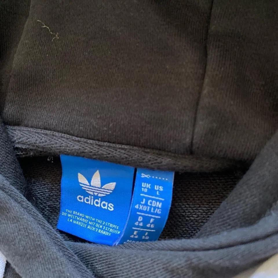Adidas crop-top hoodie - L, קפוצ’ון קרופ לנשים