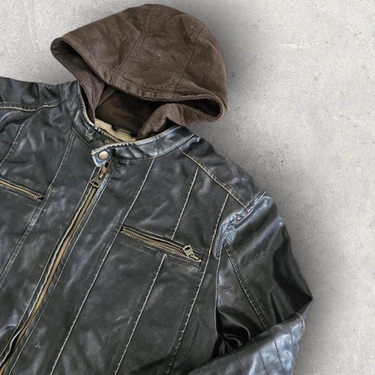 Levi’s vintage black leather jacket large with sheep skin lining in perfect condition