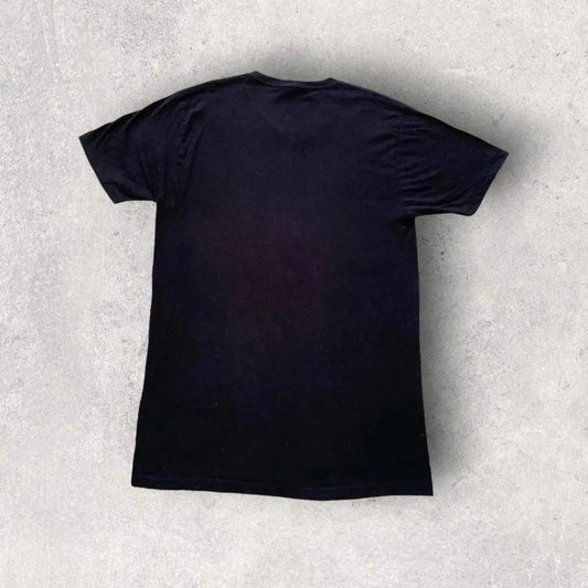 Queen black graphic T-shirt Long L V-neck vintage streetwear