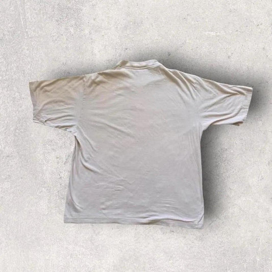 Vintage Sergio Tecchini V-neck Large חולצת וינטאג לבנה/קרם עם לוגו רקום במרכז מידות L