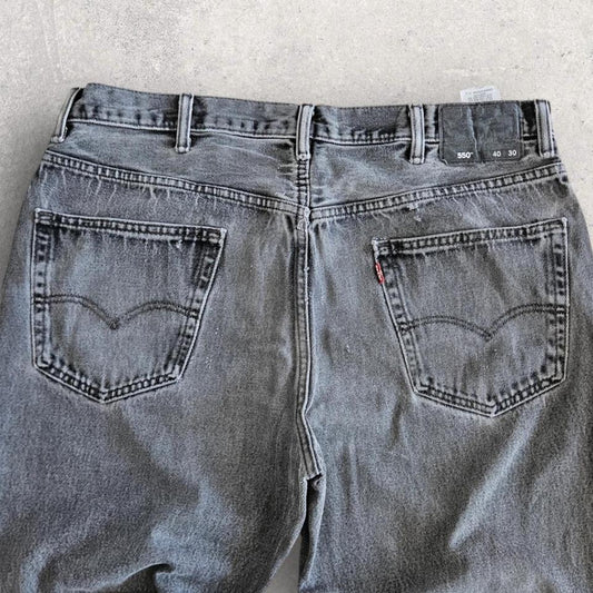 Levi’s 550 Black Jeans - 40x30 ג'ינס שחור מידה W40 L30 עם כתמי צבע וסטייל וינטאג'