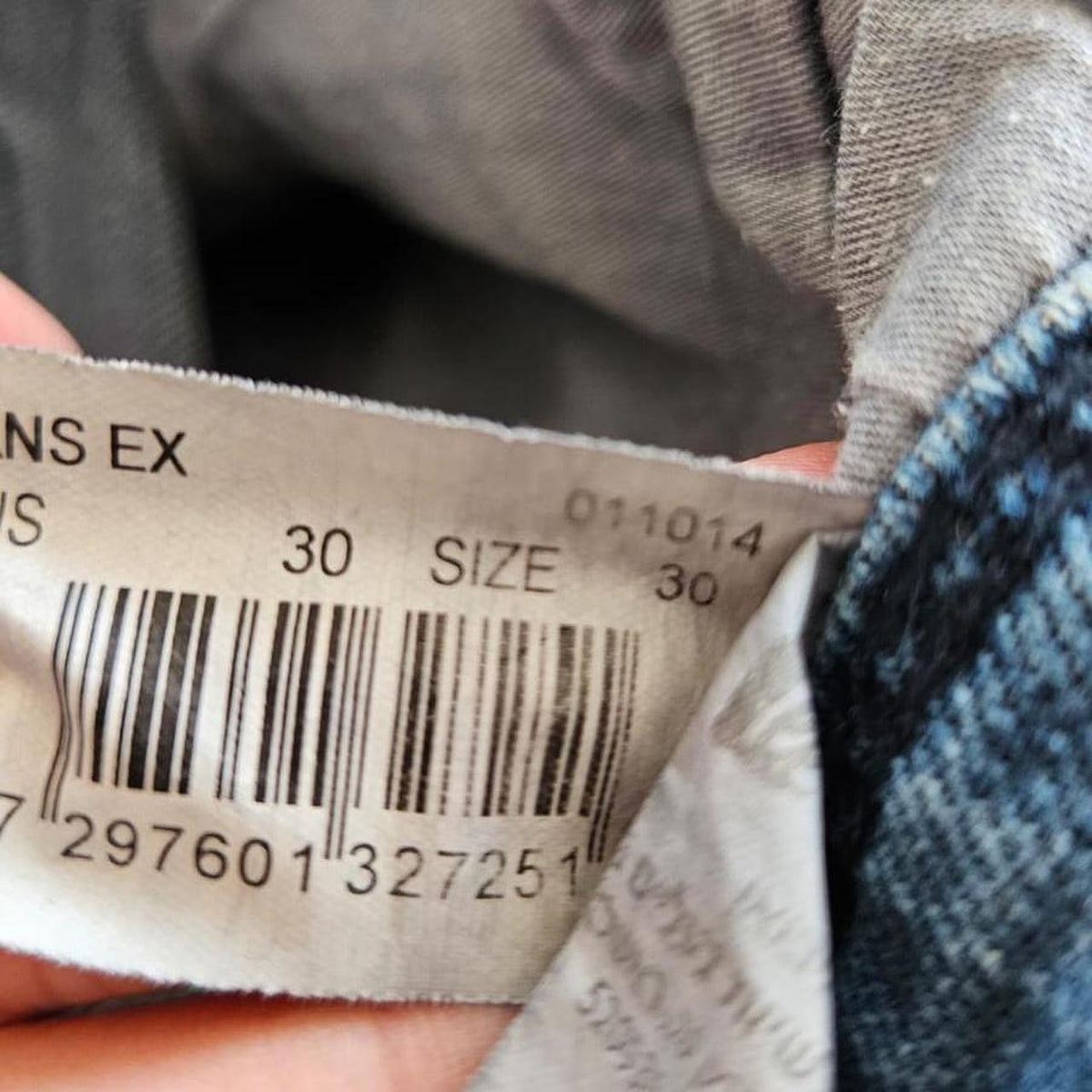 Lee cooper Blue Jeans — additional product detail