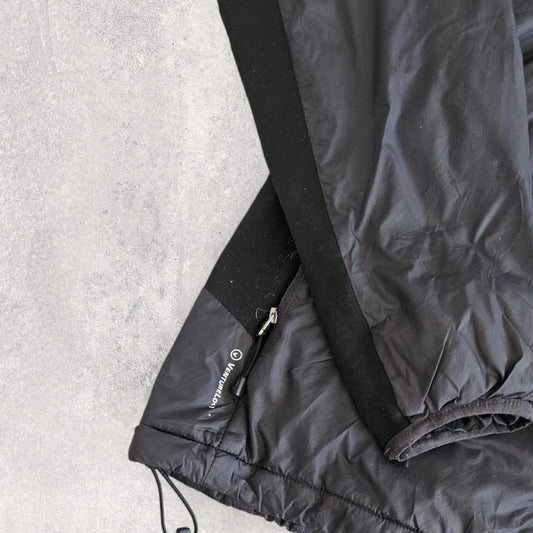 מעיל פוך שחור אמצעי Champion בסגנון Y2K במידה L