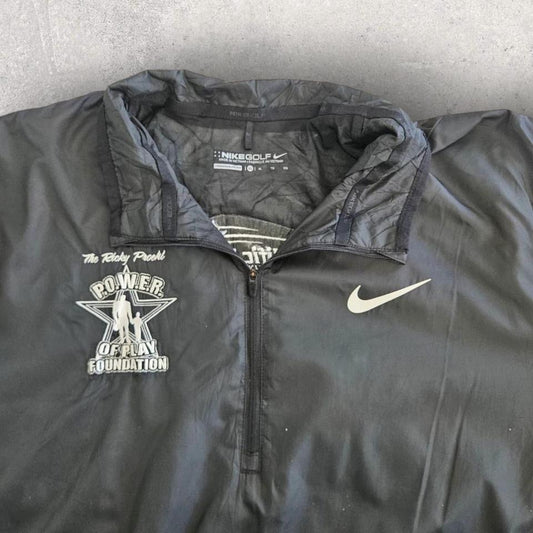 מעיל רוח אפור כהה Nike Golf עם רבע רוכסן במידה XL ארוך