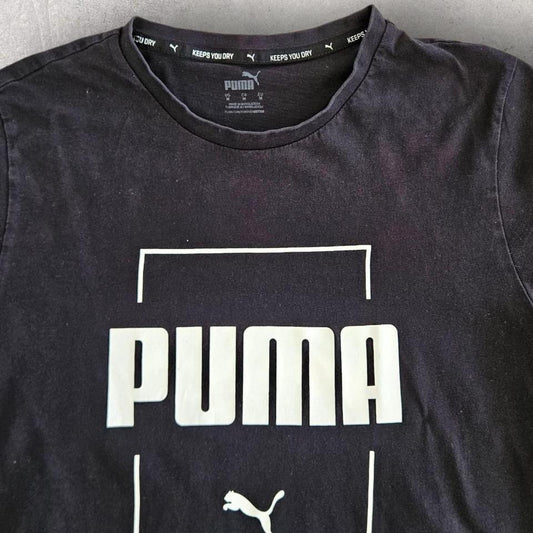 Puma Black Logo Tee - M Lizard Vintage Clothes 65.00 NIS Puma Black Logo Tee - M T-Shirts
