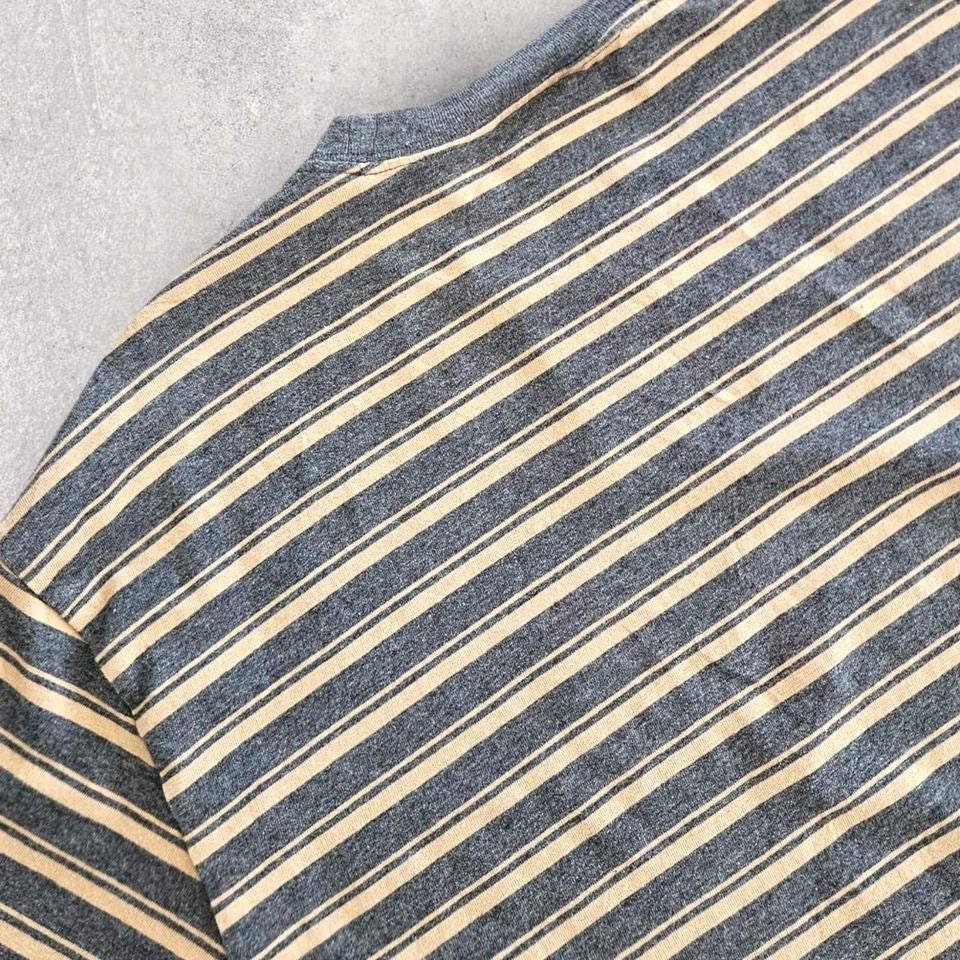 Carhartt Long Sleeve Logo Tee - L Carhartt Long Sleeve Logo Tee - L 135.00 NIS Lizard Vintage Clothes T-Shirts