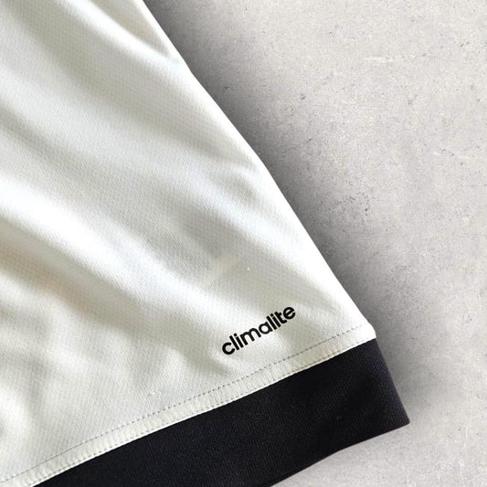 Adidas White Dri Fit T-shirt - L Adidas White Dri Fit T-shirt - L T-Shirts 50.00 NIS Lizard Vintage Clothes