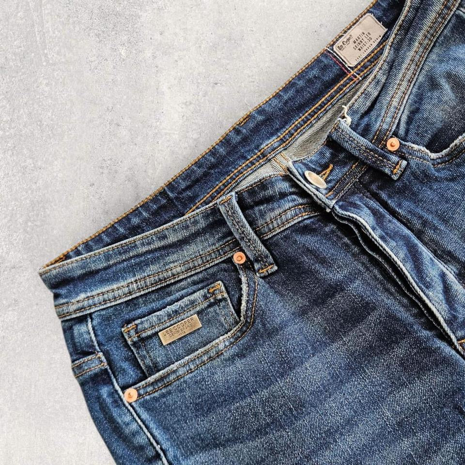 Lee Cooper Nacy Skinny Jeans - W30 Jeans 30.00 NIS Lee Cooper Nacy Skinny Jeans - W30 Lizard Vintage Clothes