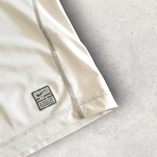 Vintage White Nike Sports T-shirt - M Vintage White Nike Sports T-shirt - M T-Shirts Lizard Vintage Clothes