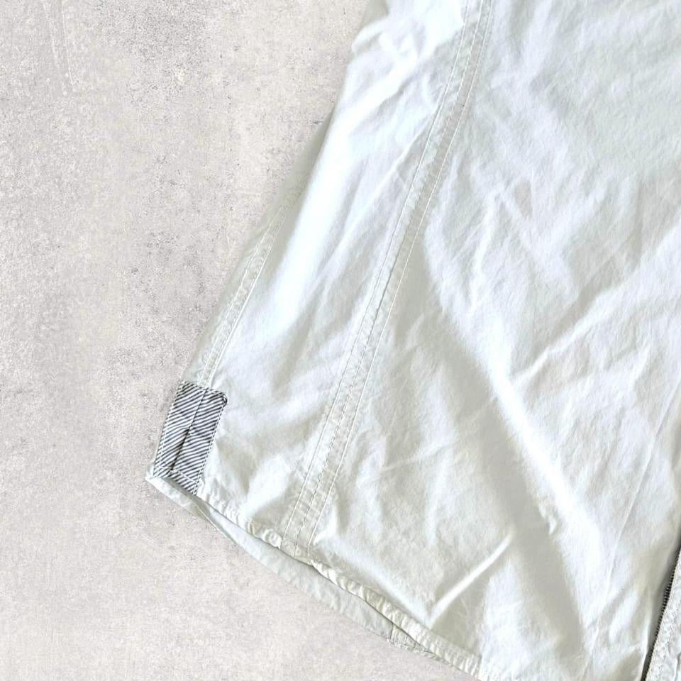 Fits Man’s L - BoxyChest - 64cmLength - 74cmHas a small stain dot on the front 9/10 overall condition