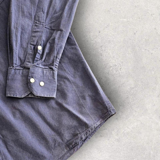 Fits man’s XLChest - 64cmLength - 79cmSleeve - 60cmIn good condition, has a sunfade 9/10 overall condition