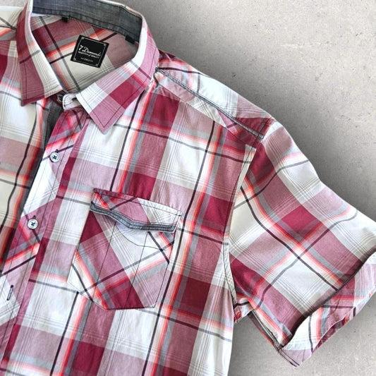 Tags says XL - Feels MChest - 57cmLength - 77cmHas a yellow stain on the front 8/10 overalls Condition