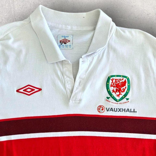 Vintage Umbro Red Polo Tee L חולצת פולו אומברו וינטאג אדומה במידה לארג׳