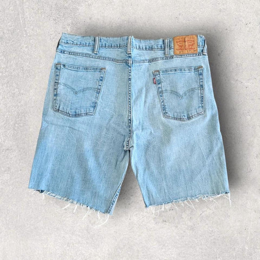 Levi’s 514 Blue Short Jeans – W38 ג’ינס קצר וינטאג’