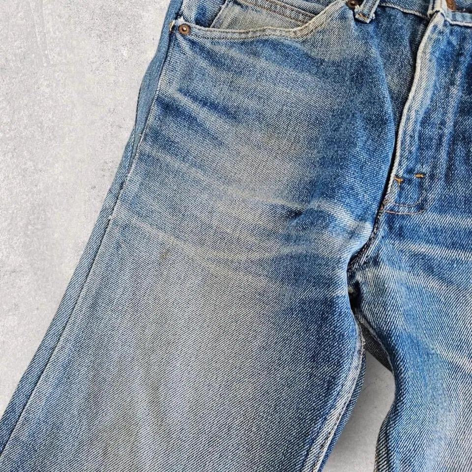 Levi’s Navy Jeans – Waist 82cm Length 107cm