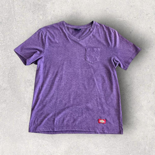 Dickies Purple V-neck Tee - Medium חולצת וי סגולה של Dickies, מידה M