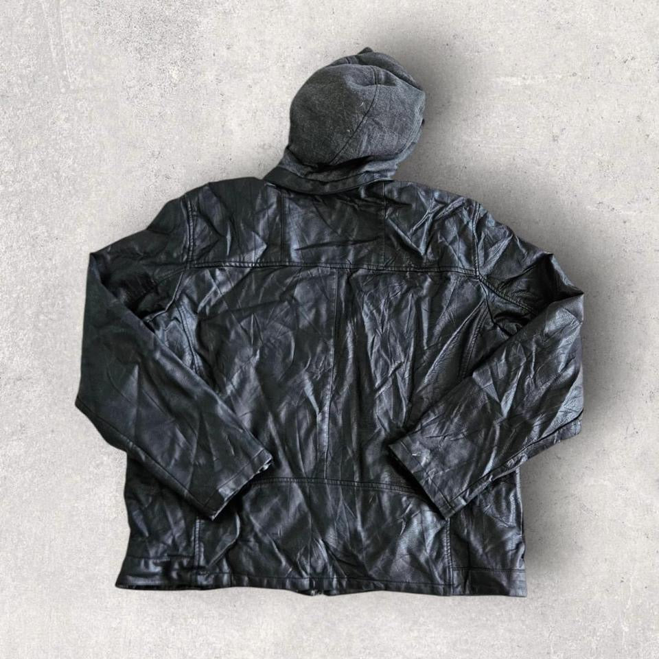 Levi’s black leather jacket xlarge in perfect condition no flaws