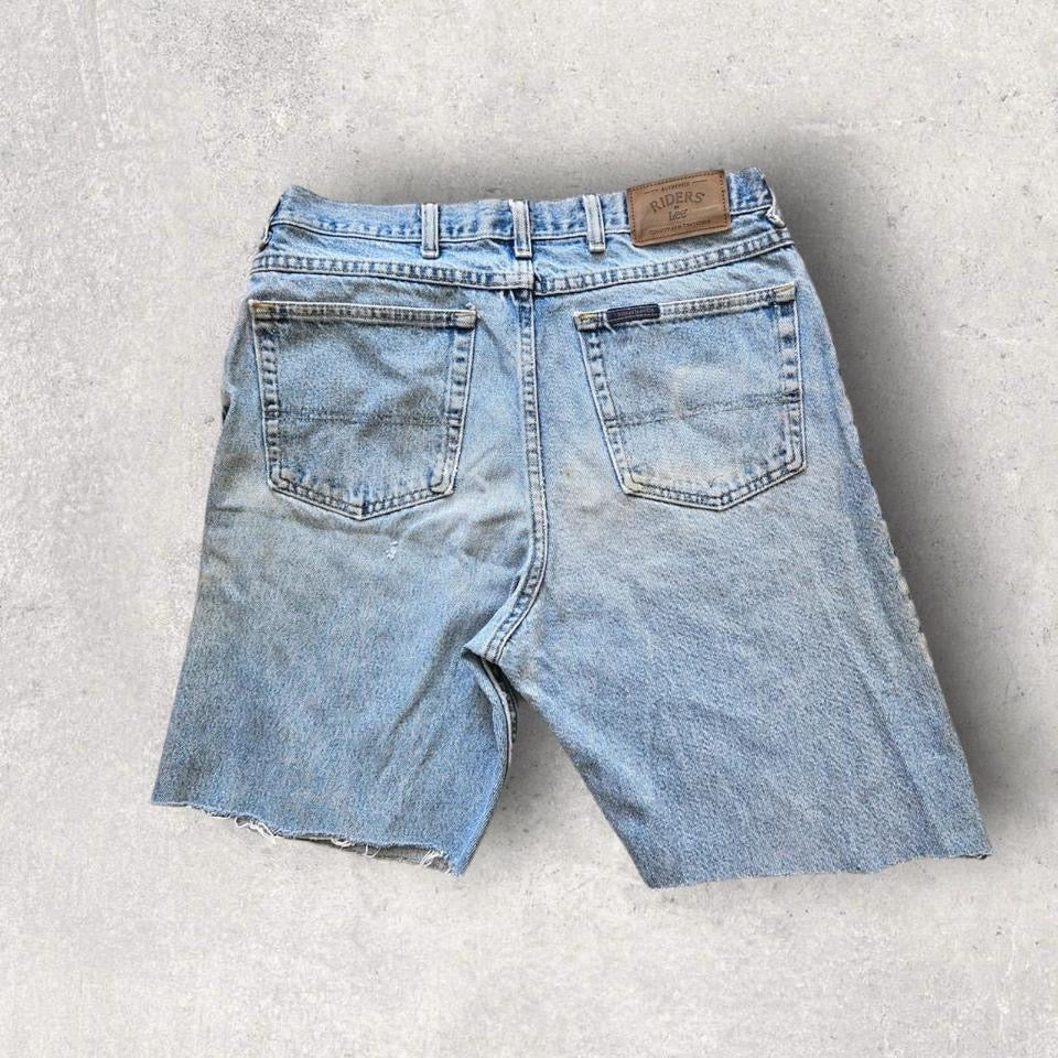 Lee Riders short jeans size W34 with front and back stains