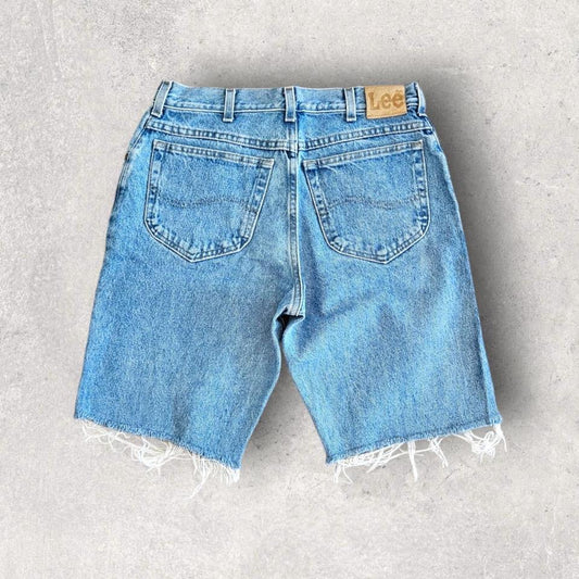 Lee Blue Jeans – W34 בגזרה קלאסית בצבע כחול עם סימן