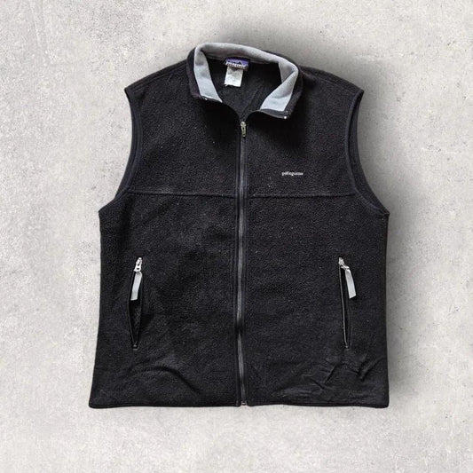 Patagonia light fleece vest large, men’s L, hole on bottom, light wear marks, 8.5/10 condition