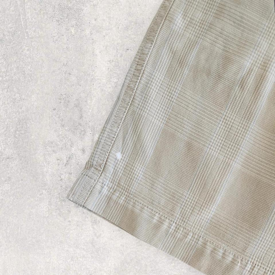 Vintage Quiksilver Cream Jorts במצב טוב מאוד עם סימן קטן מקדימה