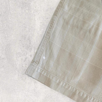 Vintage Quiksilver Cream Jorts במצב טוב מאוד עם סימן קטן מקדימה