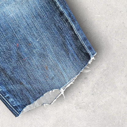 Levi’s 501 Navy Jeans - W34 במצב טוב עם כתמי צבע קלים