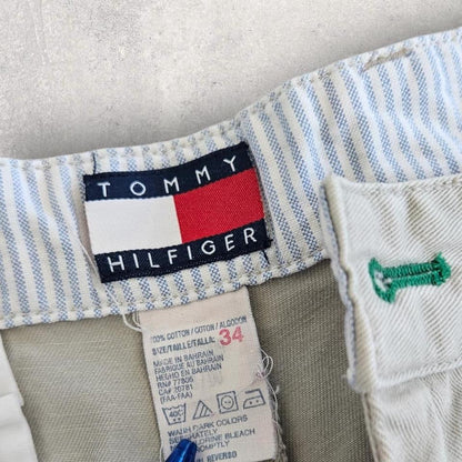 ommy Hilfiger grey short pants size W34 waist 84cm length 54cm missing main button