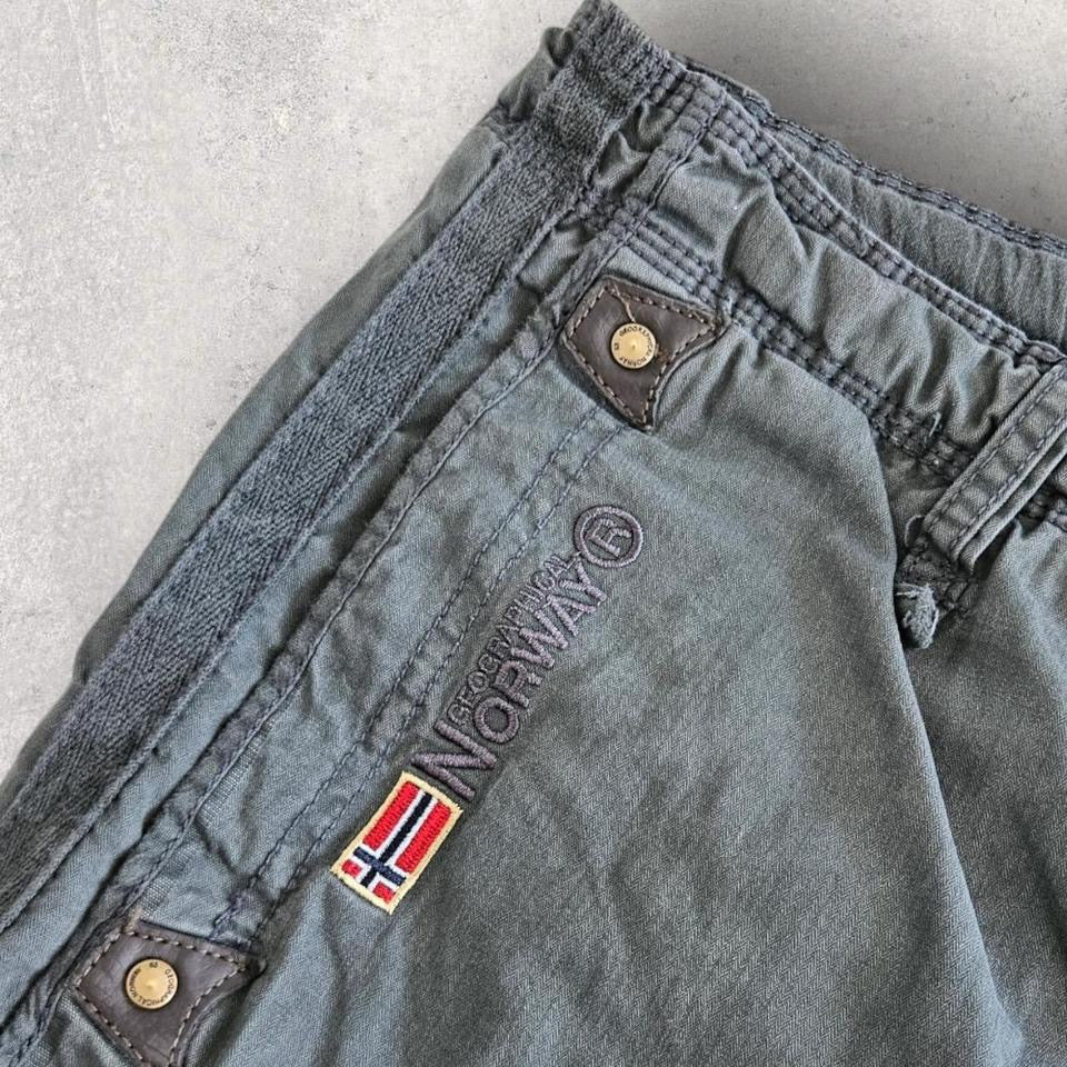 Geographical Norway green cargo shorts W40 vintage streetwear         