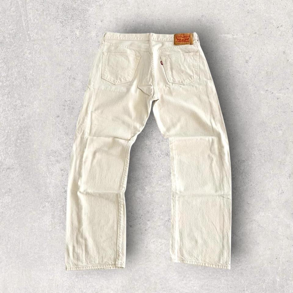Levi’s 501 Cream Jeans – 36x32 בצבע קרם, מידה W36