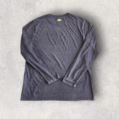 Dickies Yellow logo Long Sleeve Tee - L חולצה ארוכה של דיקיז עם לוגו צהוב, מידה L לגבר