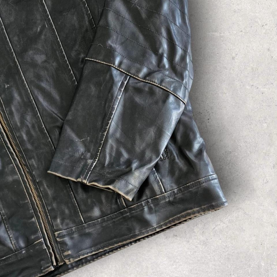 Levi’s vintage black leather jacket large with sheep skin lining in perfect condition