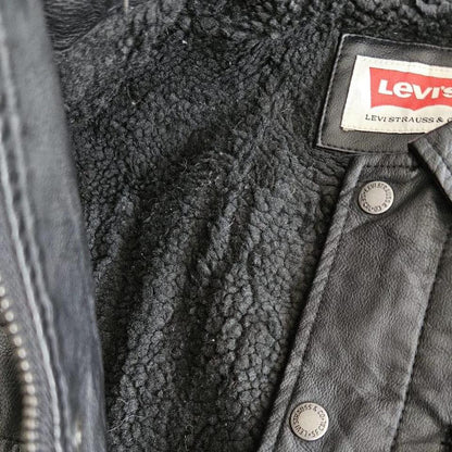 Levi’s black leather jacket large in perfect condition