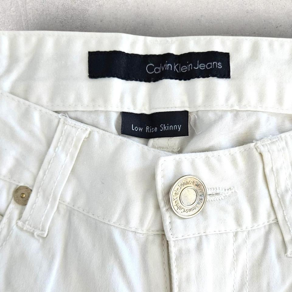 Calvin Klein White Pants מידה 24x32