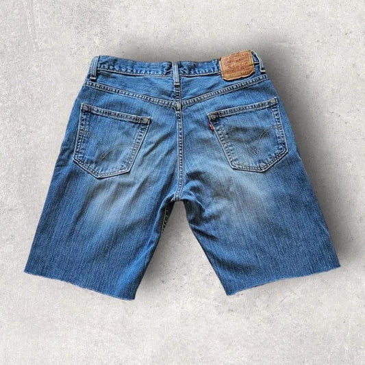 Levi’s 567 Short Blue Jeans – W32