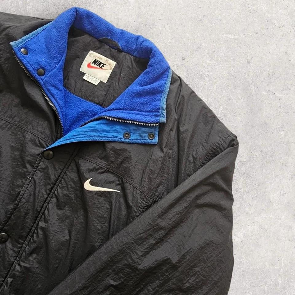 Vintage Nike puffer jacket 2XL unisex with broken zipper and button