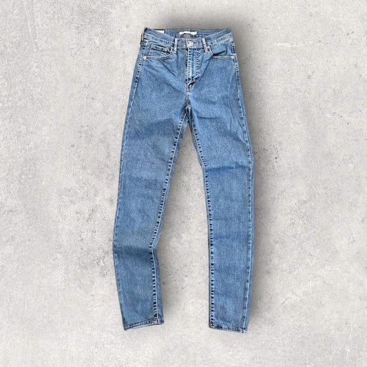 Levi’s woman’s Jeans – mile high super skinny – 26x32 