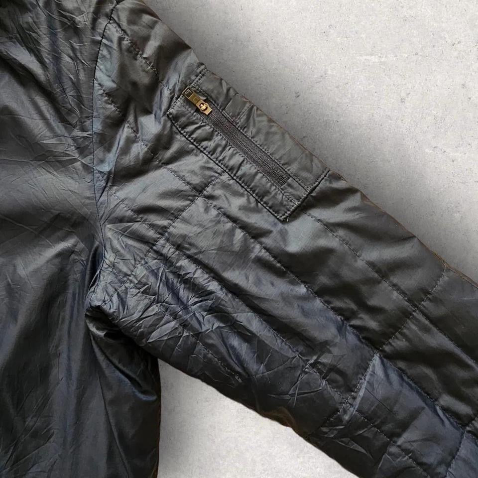 Y2K Nike Nylon Puffer Coat - Medium מעיל פוך ניילון של נייק בסגנון Y2K