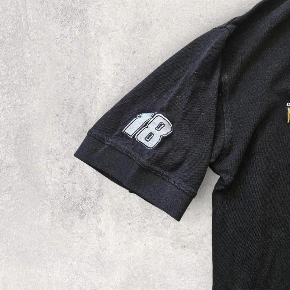 Nascar Black Polo Tee - L, חולצת פולו שחורה עם שני לוגואים רקומים