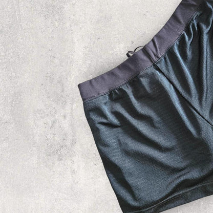 Vintage Nike Woman’s Sport Shorts, בד Dri Fit