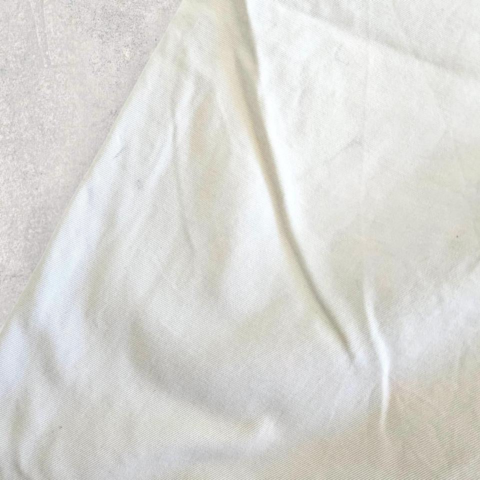 Tommy Hilfiger Cream Shorts בצבע קרם