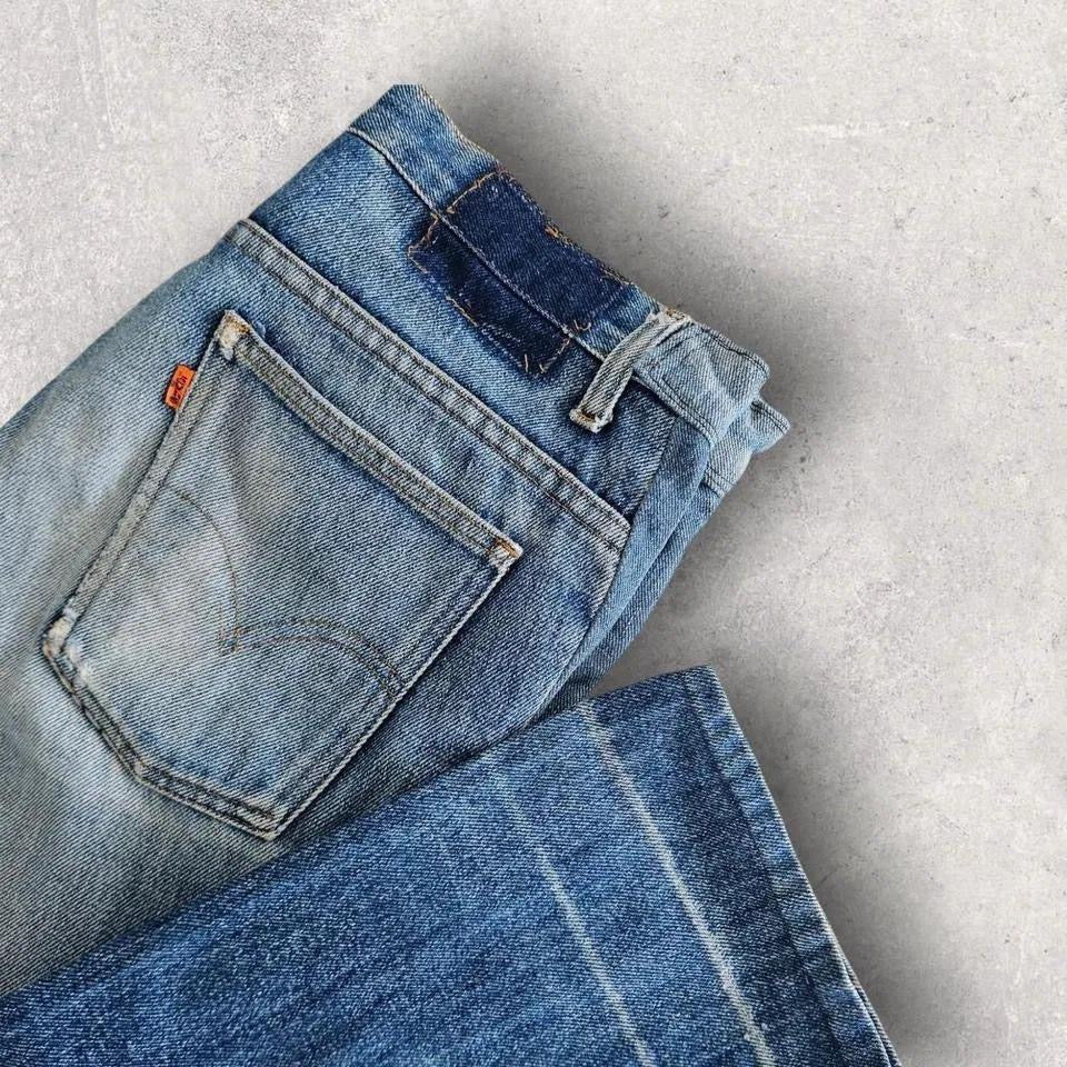 Levi’s Navy Jeans – Waist 82cm Length 107cm
