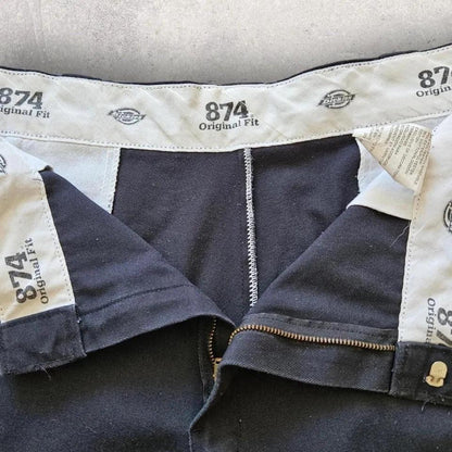 Dickies 874 black shorts בגזרת Original Fit, צבע שחו