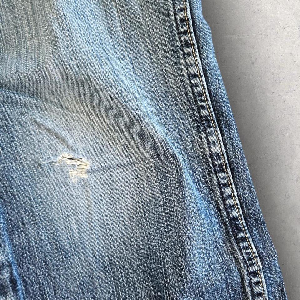 Wrangler Navy Workwear Jeans במצב 8.5/10, מותן 72 ס"מ, אורך 101 ס"מ.