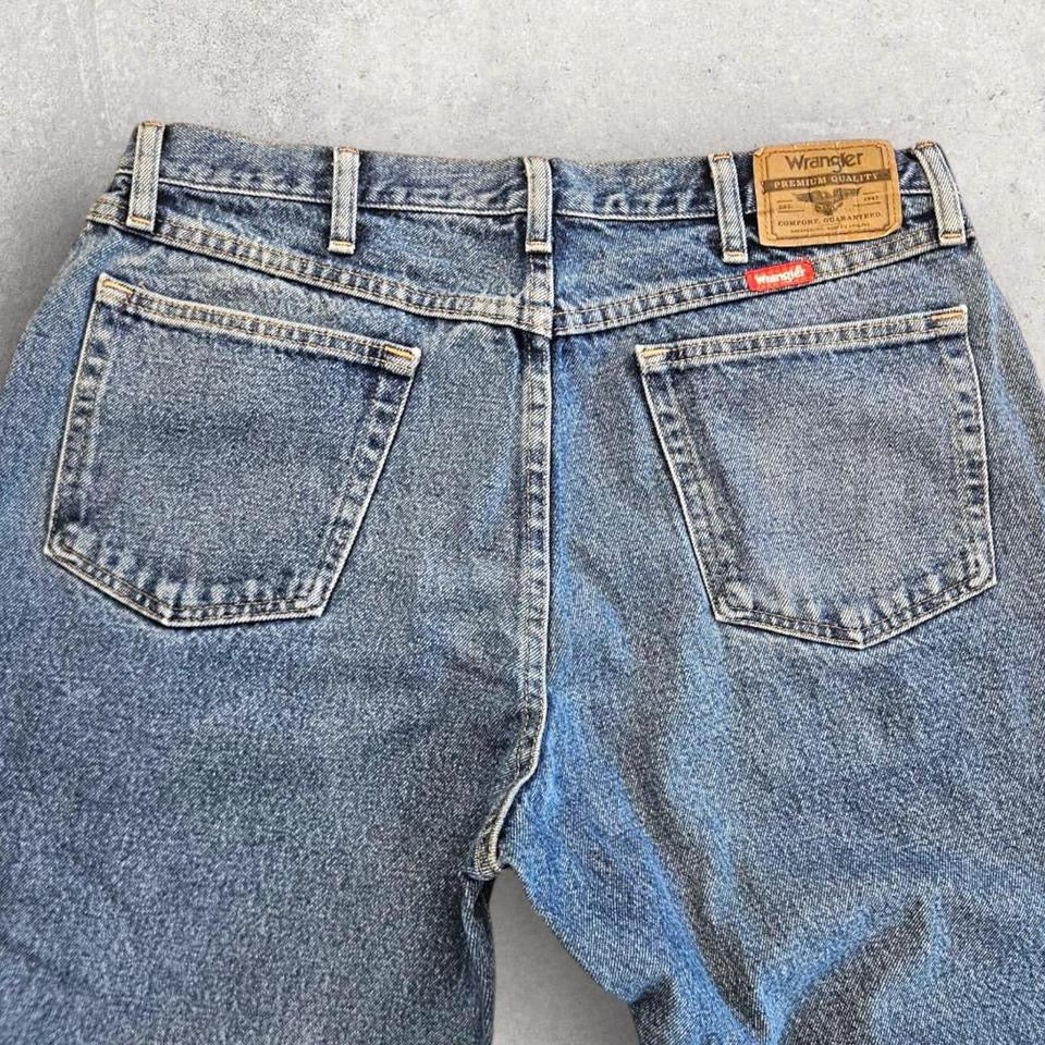 Blue Wrangler Jeans – Waist 88cm Length 108cm 9/10 Condition