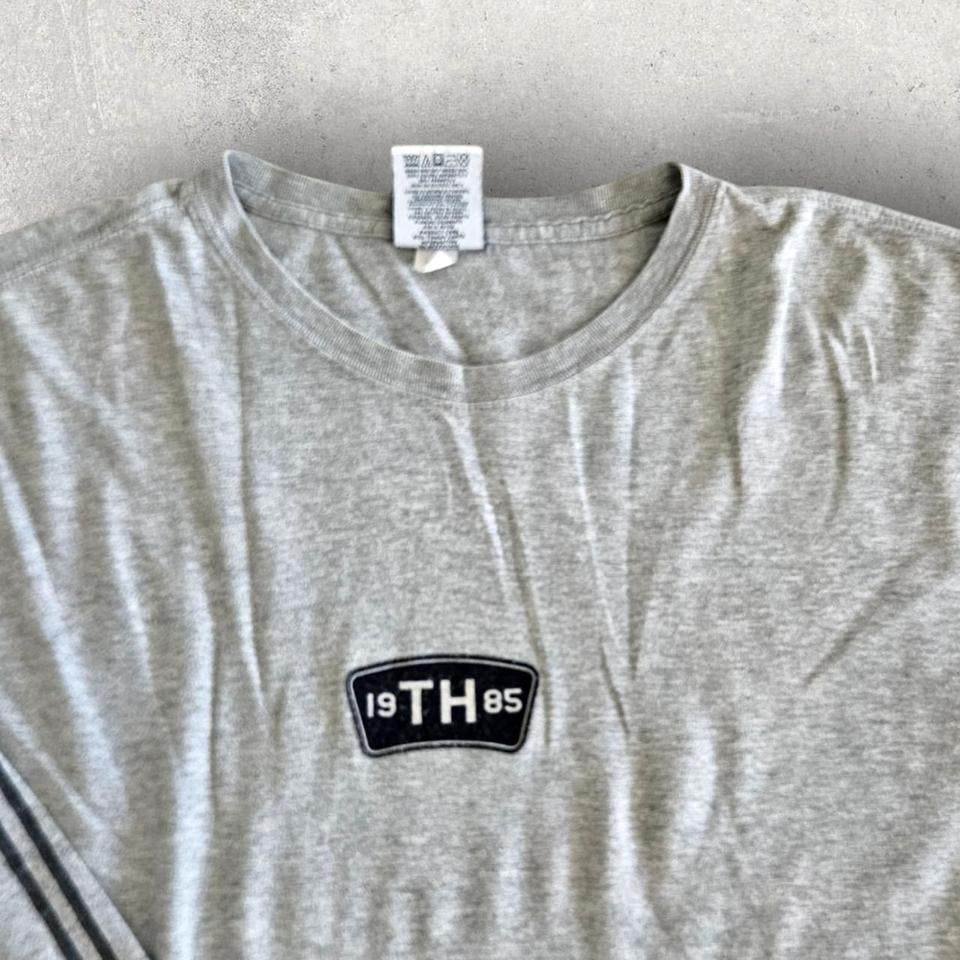 Tommy Hilfiger Long Sleeve Tee - XLarge חולצת טי ארוכה של טומי הילפיגר בסגנון קרופ, מידה XL,
